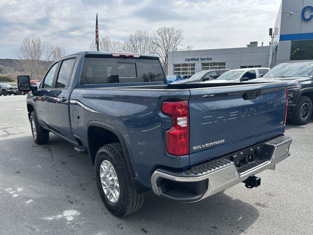 2026 Chevrolet Silverado 2500HD Crew Cab, Standard Bed, LT, 4WD