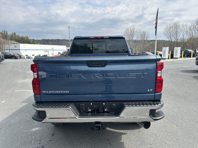 2026 Chevrolet Silverado 2500HD Crew Cab, Standard Bed, LT, 4WD
