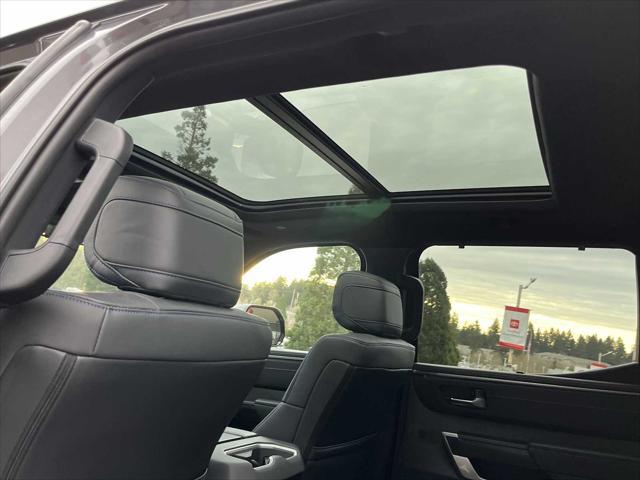 2025 Toyota Tundra Platinum Hybrid CrewMax 5.5' Bed