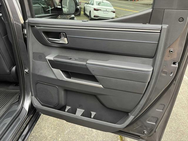 2025 Toyota Tundra Platinum Hybrid CrewMax 5.5' Bed