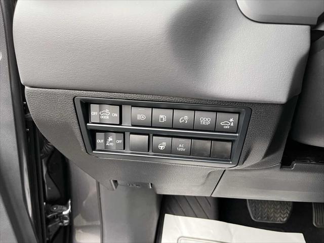 2025 Toyota Tundra Platinum Hybrid CrewMax 5.5' Bed