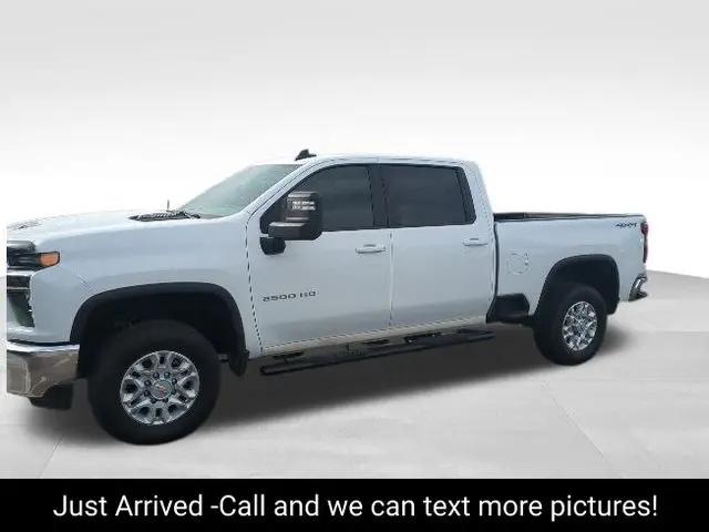 2022 Chevrolet Silverado 2500HD 4WD Crew Cab Standard Bed LT for sale in Castle Rock, CO