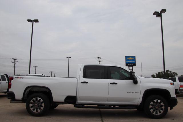 2026 Chevrolet Silverado 2500HD Crew Cab, Long Bed, Custom, 4WD