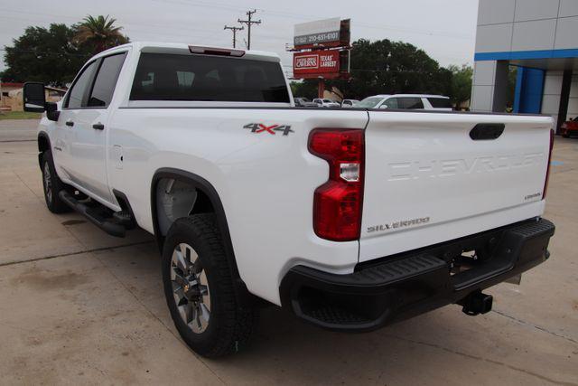 2026 Chevrolet Silverado 2500HD Crew Cab, Long Bed, Custom, 4WD
