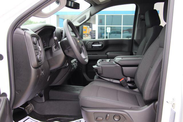 2026 Chevrolet Silverado 2500HD Crew Cab, Long Bed, Custom, 4WD