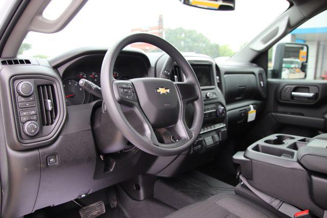 2026 Chevrolet Silverado 2500HD Crew Cab, Long Bed, Custom, 4WD
