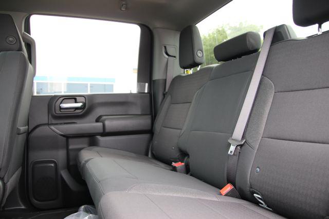 2026 Chevrolet Silverado 2500HD Crew Cab, Long Bed, Custom, 4WD
