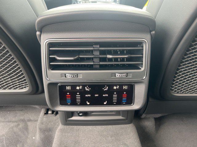 2026 Audi Q7 Prestige TFSI quattro tiptronic