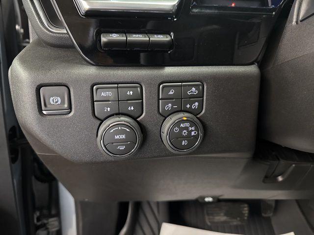 2026 Chevrolet Silverado 2500HD Crew Cab, Standard Bed, High Country, 4WD