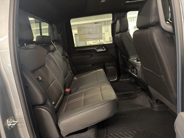 2026 Chevrolet Silverado 2500HD Crew Cab, Standard Bed, High Country, 4WD