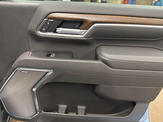 2026 Chevrolet Silverado 2500HD Crew Cab, Standard Bed, High Country, 4WD