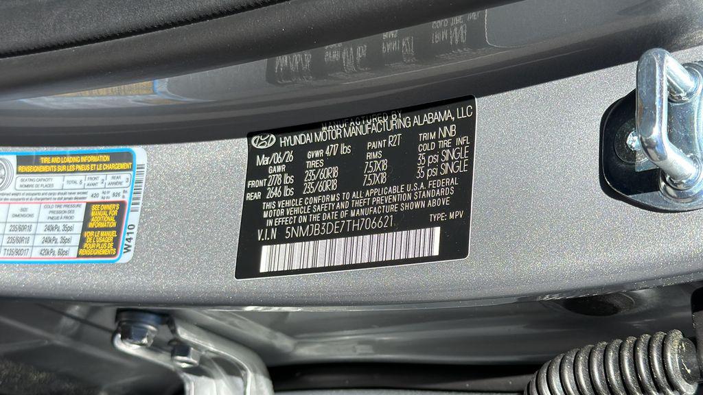 New 2026 Shimmering Silver HYUNDAI SEL FWD image 35