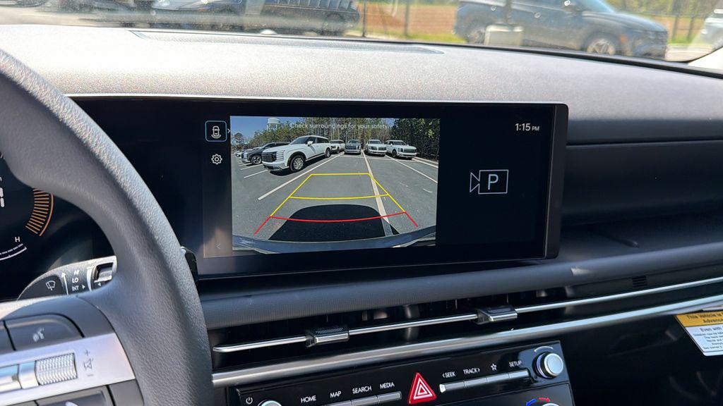 New 2026 Shimmering Silver HYUNDAI SEL FWD image 28
