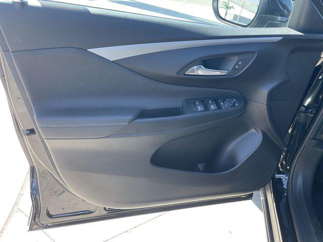 2024 Buick NV Preferred FWD