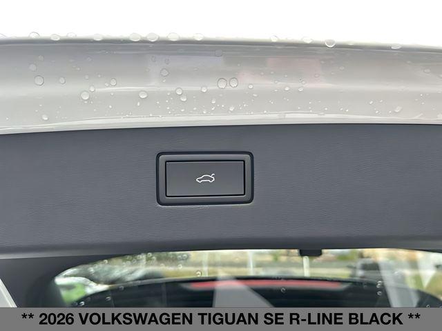 2026 Volkswagen Tiguan SE R-Line Black