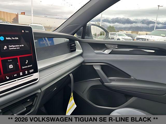 2026 Volkswagen Tiguan SE R-Line Black
