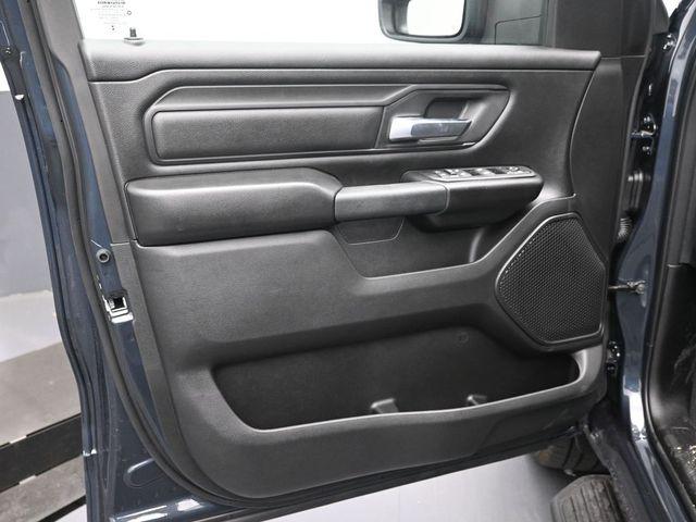 2026 Ram 1500 Express Crew Cab 4x4 57 Box