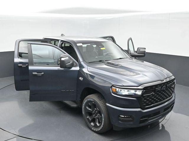 2026 Ram 1500 Express Crew Cab 4x4 57 Box