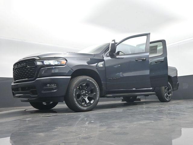2026 Ram 1500 Express Crew Cab 4x4 57 Box