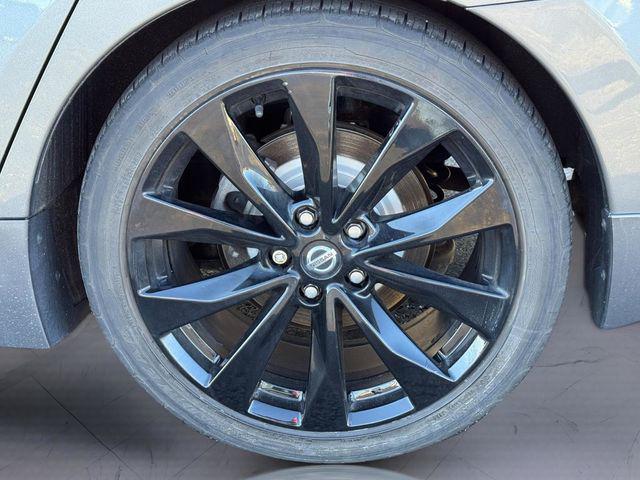 2022 Nissan Maxima SR Xtronic CVT