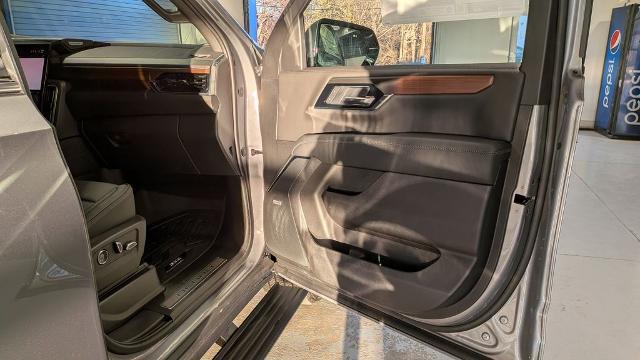 2026 GMC Yukon XL 4WD Denali