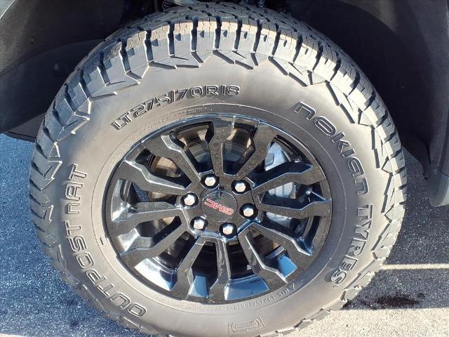 2023 GMC Sierra 1500 4WD Crew Cab Short Box AT4X