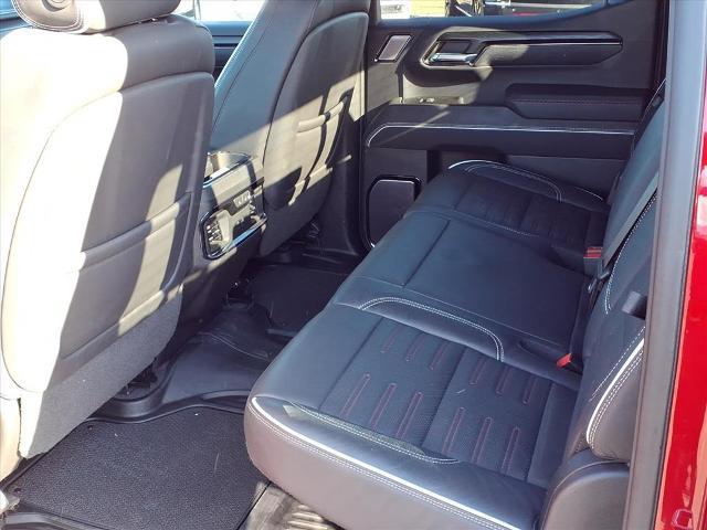 2023 GMC Sierra 1500 4WD Crew Cab Short Box AT4X