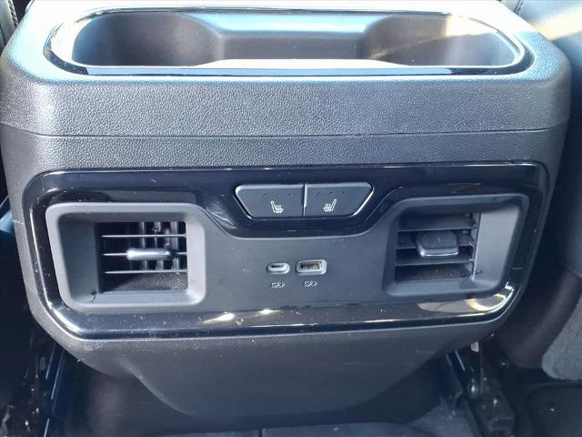 2023 GMC Sierra 1500 4WD Crew Cab Short Box AT4X