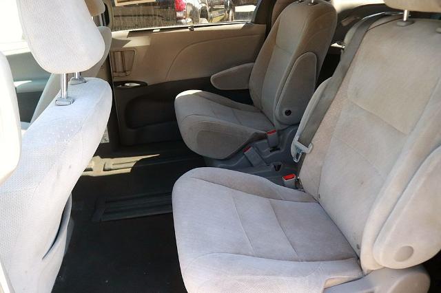 2020 Toyota Sienna LE