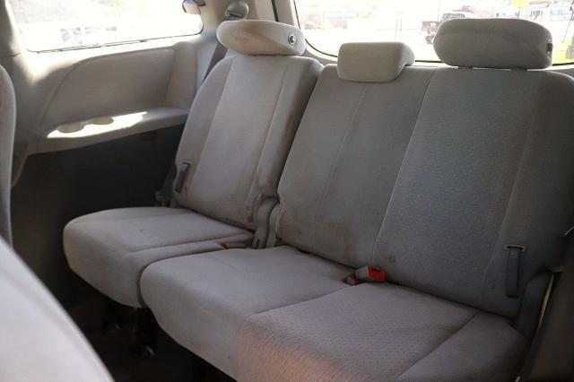 2020 Toyota Sienna LE
