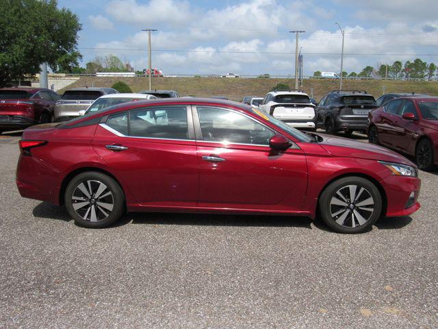 2021 Nissan Altima SV FWD