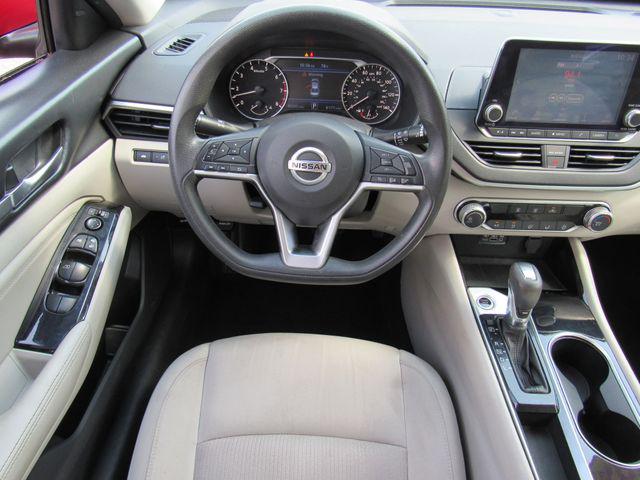 2021 Nissan Altima SV FWD