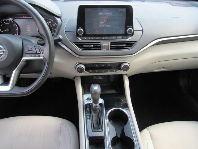 2021 Nissan Altima SV FWD