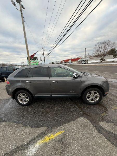 2010 Lincoln MKX Base