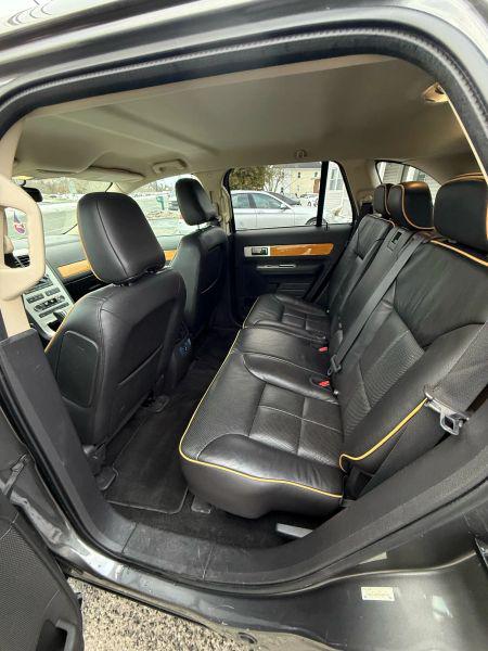 2010 Lincoln MKX Base