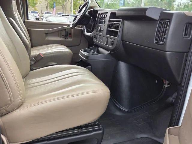 2023 GMC Savana Cargo RWD 2500 Regular Wheelbase Work Van