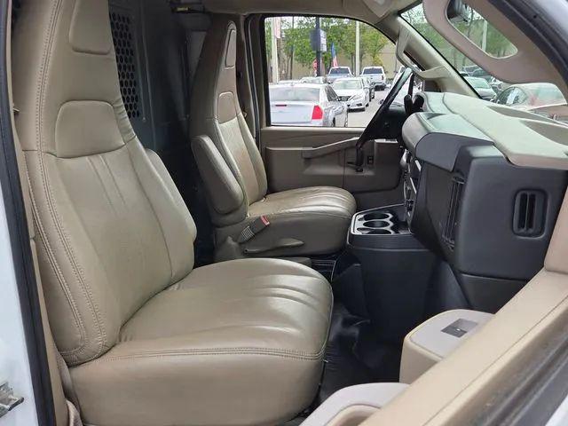 2023 GMC Savana Cargo RWD 2500 Regular Wheelbase Work Van