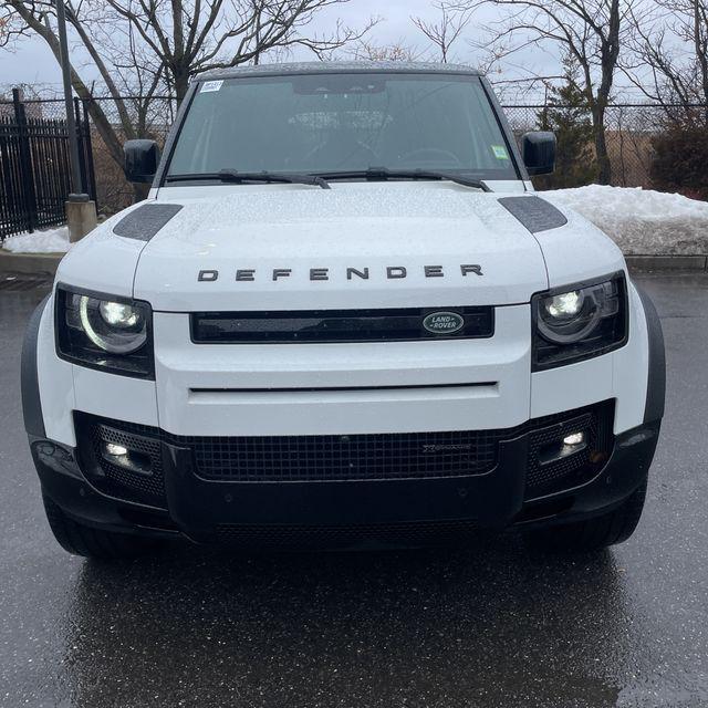 2023 Land Rover Defender 110 X-Dynamic SE