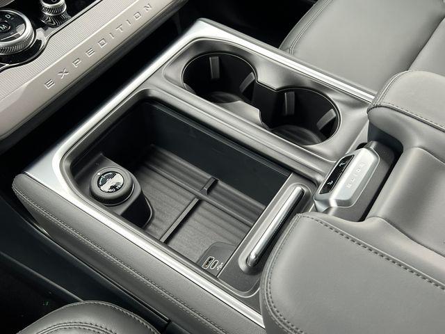 2026 Ford Expedition Max Active MAX