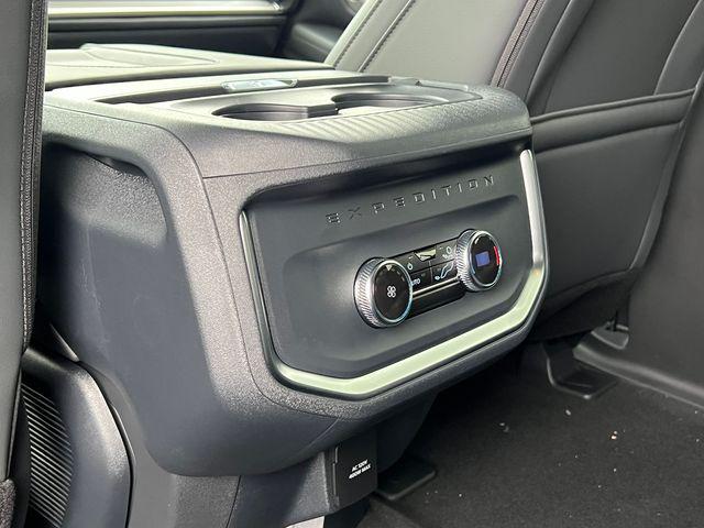 2026 Ford Expedition Max Active MAX