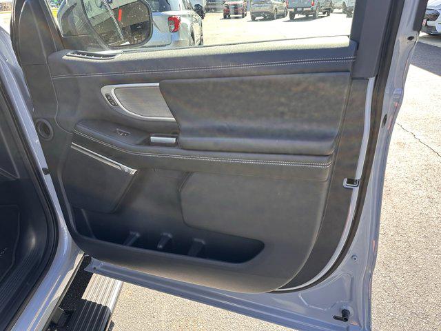 2025 Ford Expedition Platinum MAX