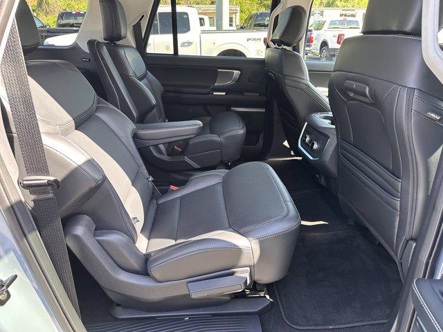2025 Ford Expedition Platinum MAX