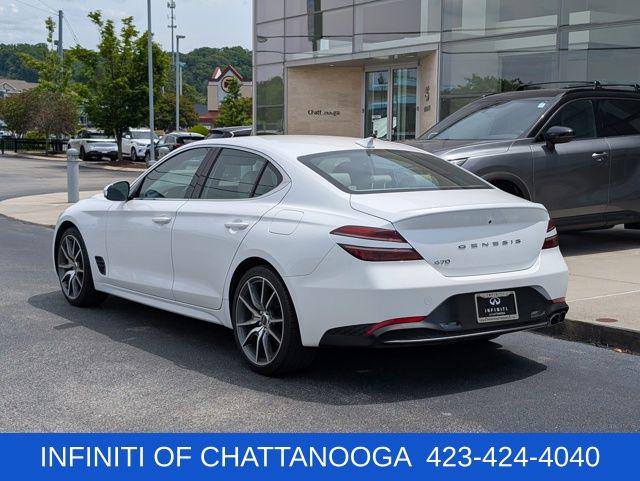 2023 Genesis G70 2.0T RWD