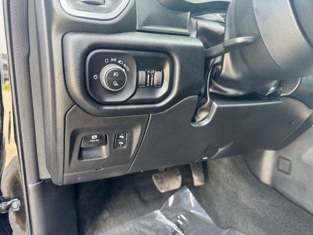 2022 Ram 1500 Laramie Crew Cab 4x4 5'7" Box