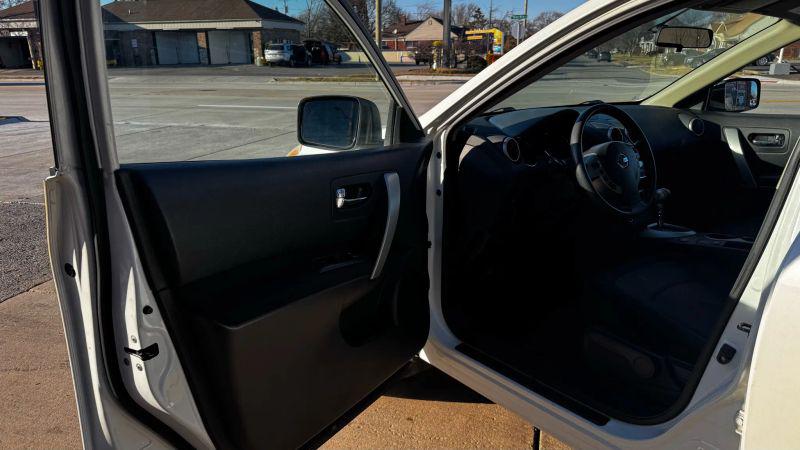 2012 Nissan Rogue S
