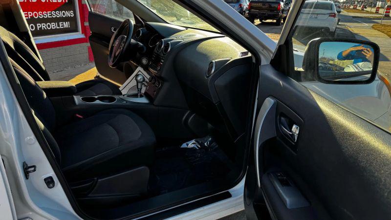 2012 Nissan Rogue S
