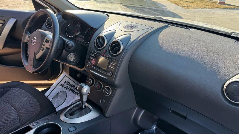 2012 Nissan Rogue S