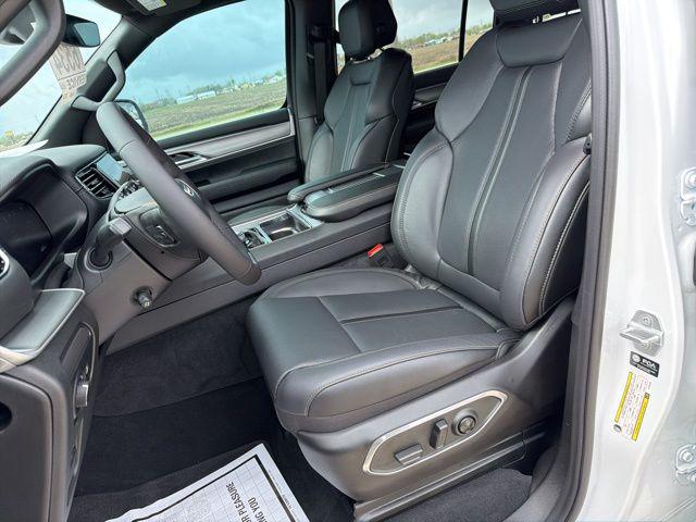 2026 Jeep Grand Wagoneer Limited Altitude 4x4