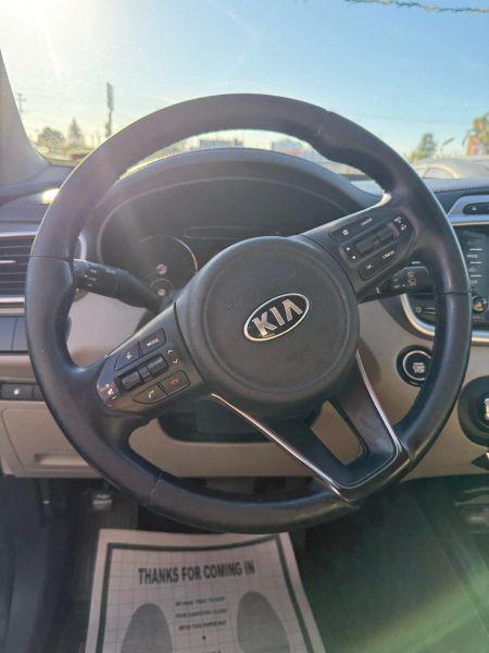 2017 Kia Sorento 2.4L LX