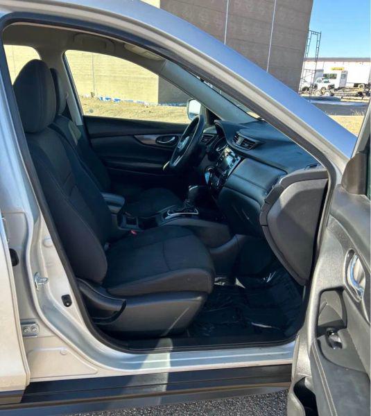2017 Nissan Rogue S